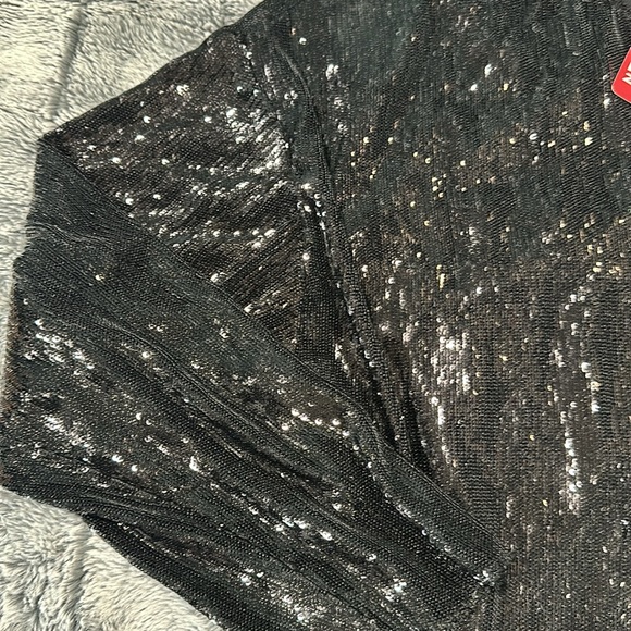 RTA all over sequins women’s sweater top nwt Size: M Medium Retails: $695 - Picture 2 of 6